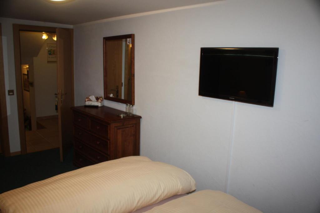 Auberge Communale Bogis Bossey Номер фото